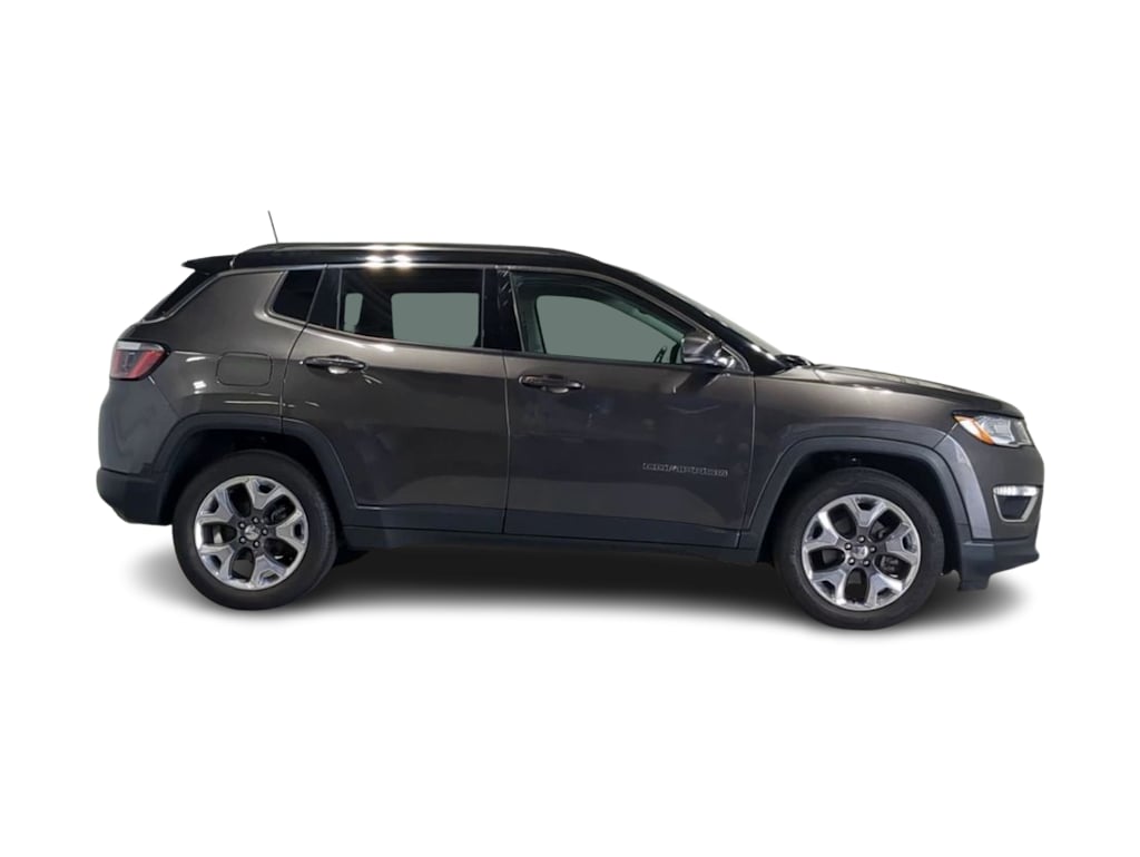 Thumbnail: 2018 Jeep Compass - 22