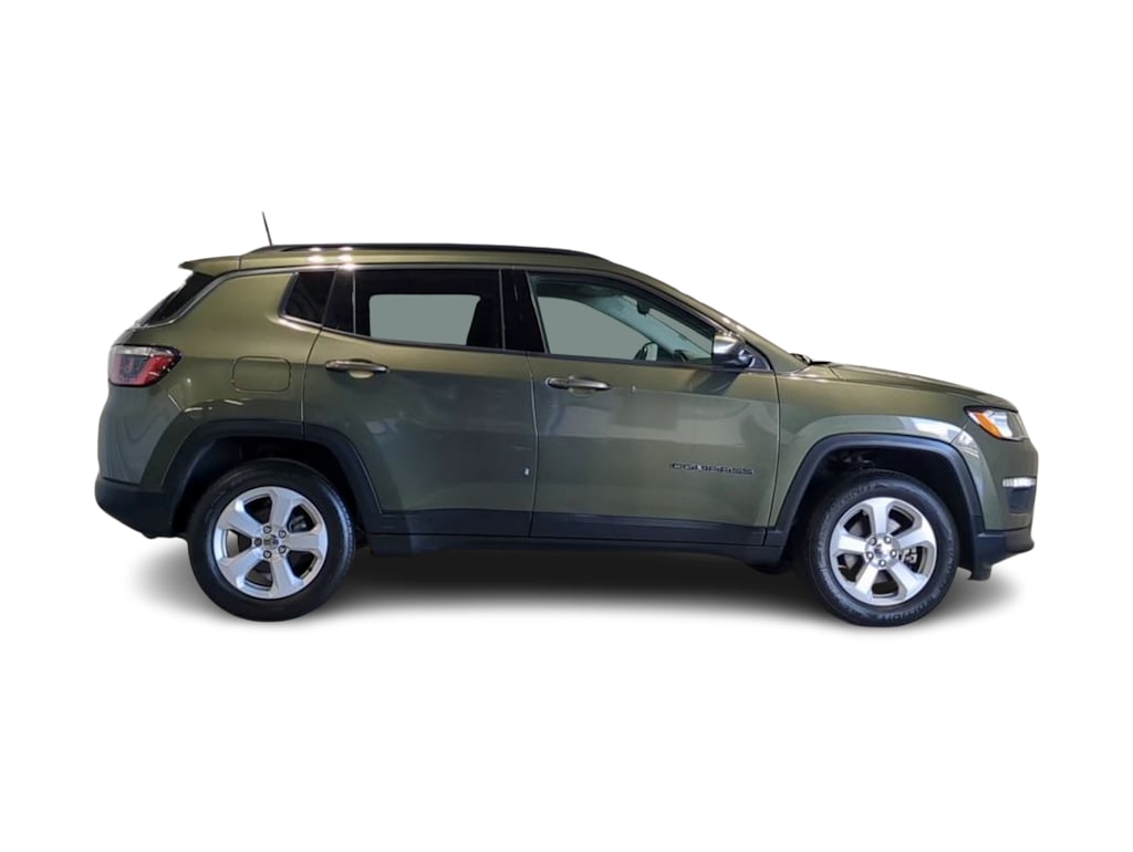 Thumbnail: 2018 Jeep Compass - 23