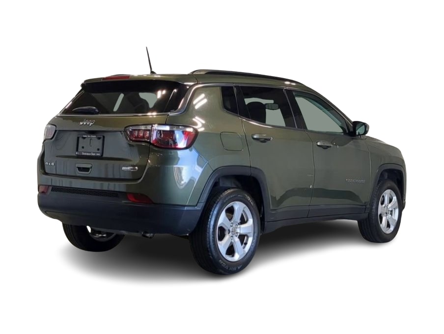 Thumbnail: 2018 Jeep Compass - 22