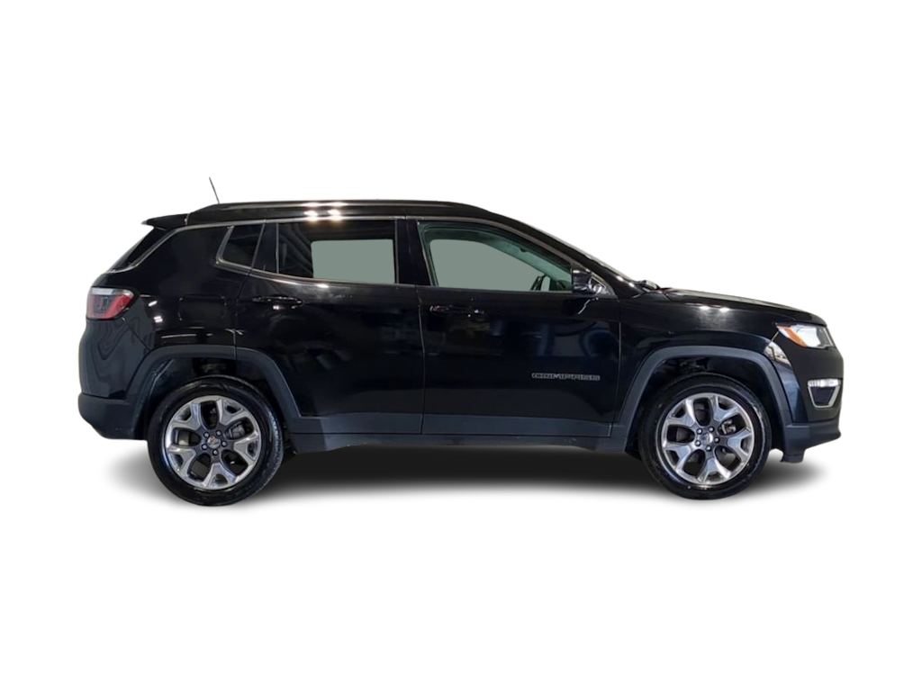 Thumbnail: 2020 Jeep Compass - 23