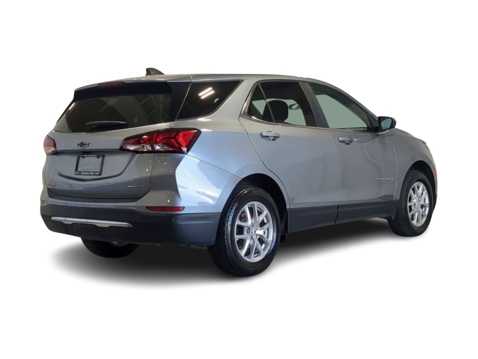 Thumbnail: 2023 Chevrolet Equinox - 21