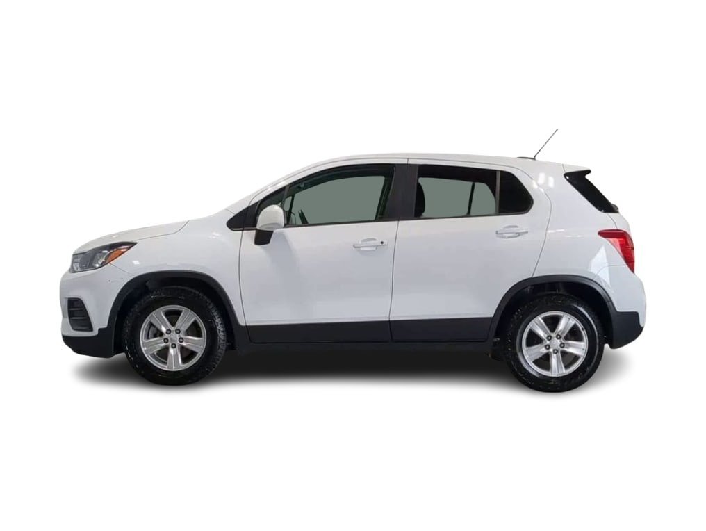 Thumbnail: 2019 Chevrolet Trax - 3