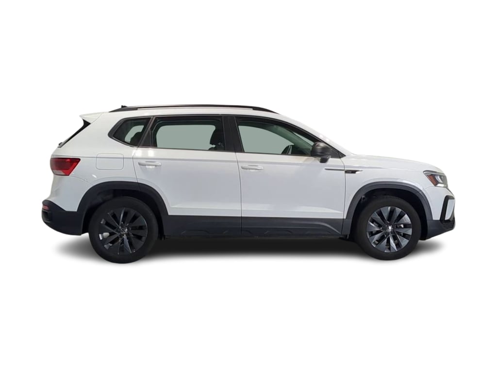 Thumbnail: 2022 Volkswagen Taos - 23