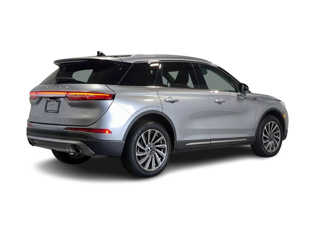 Thumbnail: 2023 Lincoln Corsair - 20