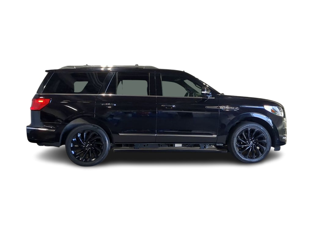 Thumbnail: 2020 Lincoln Navigator - 21