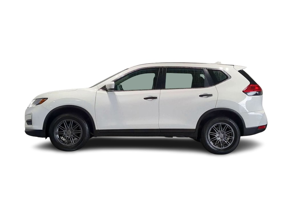 Thumbnail: 2017 Nissan Rogue - 3