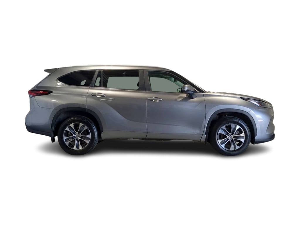 Thumbnail: 2025 Toyota Highlander - 22