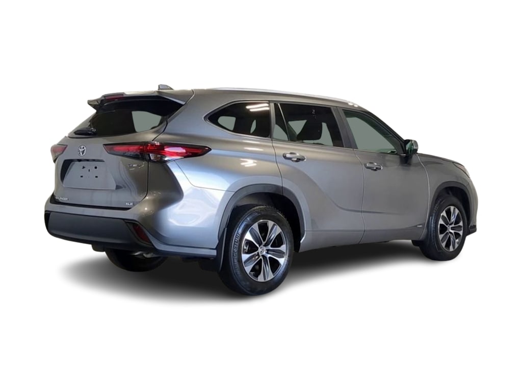 Thumbnail: 2025 Toyota Highlander - 21