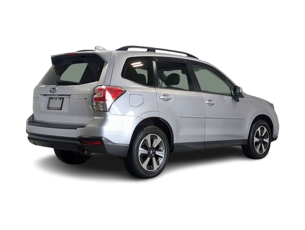 Thumbnail: 2018 Subaru Forester - 21