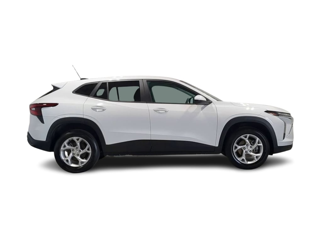 Thumbnail: 2024 Chevrolet Trax - 23