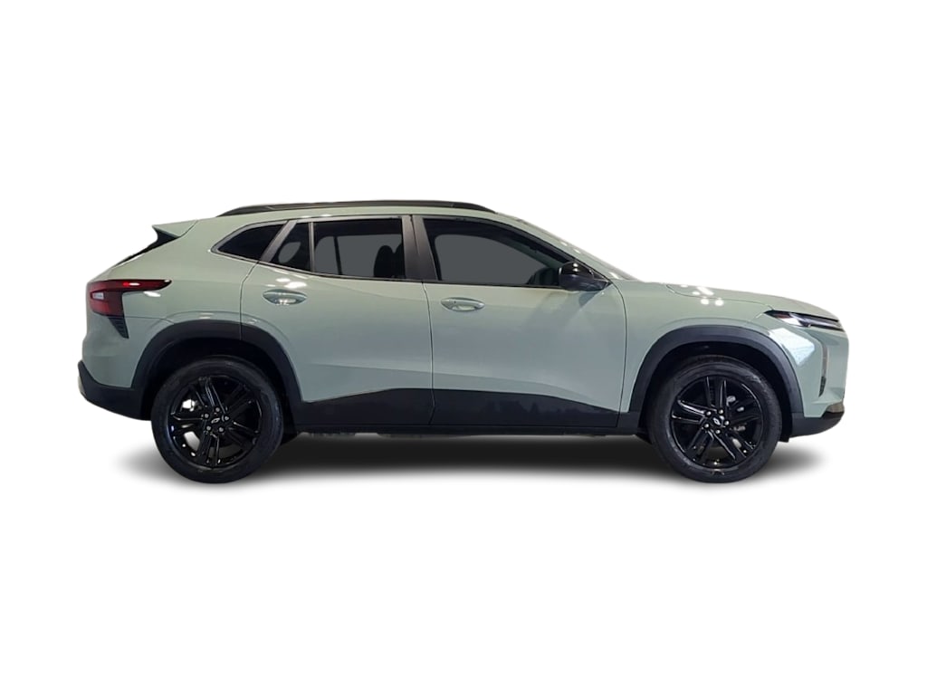 Thumbnail: 2025 Chevrolet Trax - 21