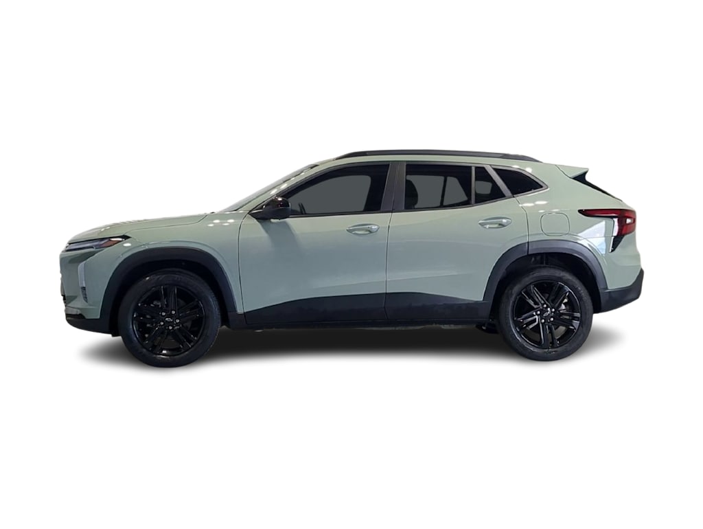 Thumbnail: 2025 Chevrolet Trax - 3