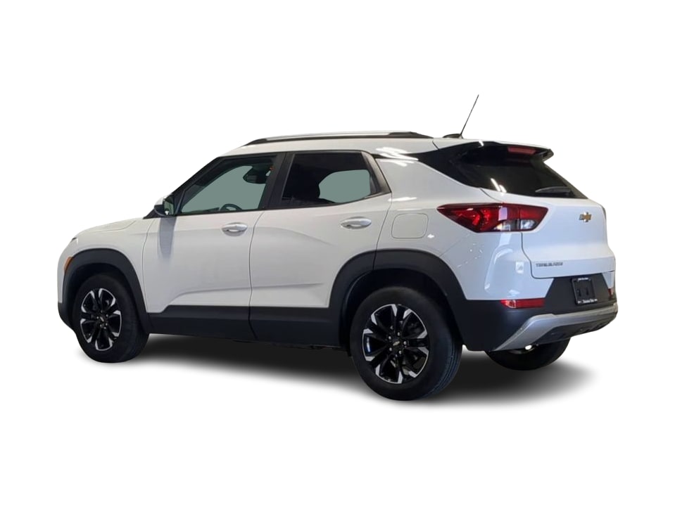 Thumbnail: 2023 Chevrolet TrailBlazer - 4