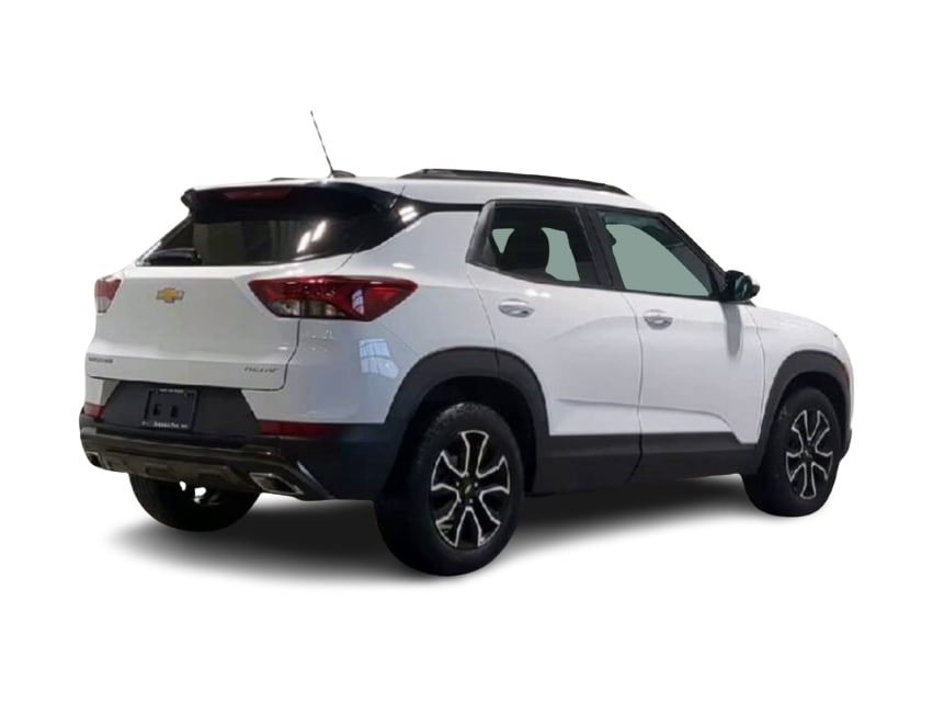 Thumbnail: 2023 Chevrolet TrailBlazer - 22