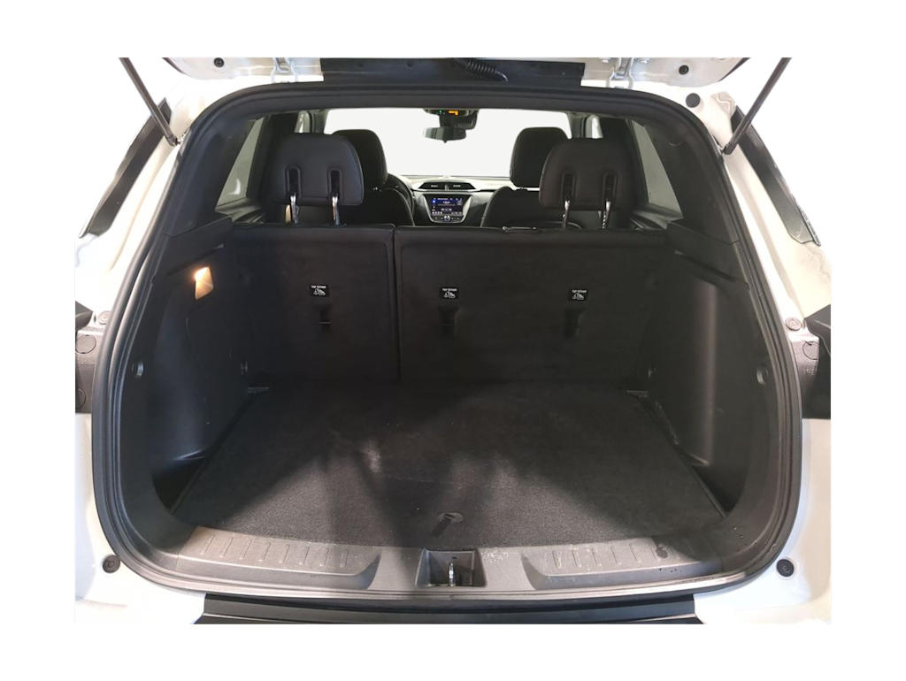 Thumbnail: 2023 Chevrolet TrailBlazer - 16