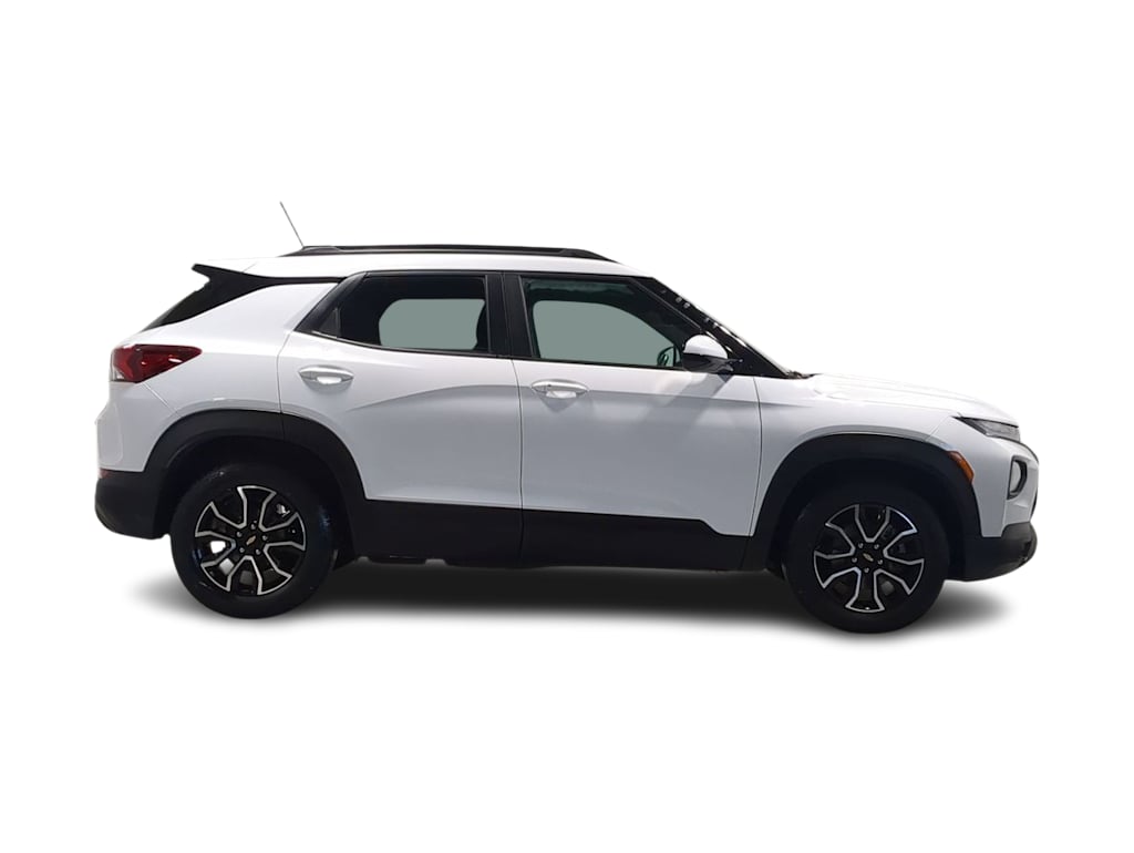 Thumbnail: 2023 Chevrolet TrailBlazer - 28
