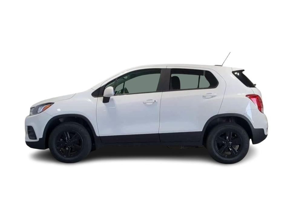 Thumbnail: 2021 Chevrolet Trax - 3