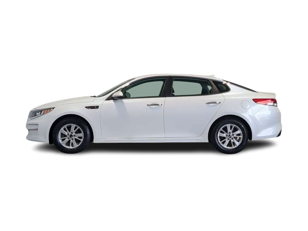 Thumbnail: 2016 Kia Optima - 3