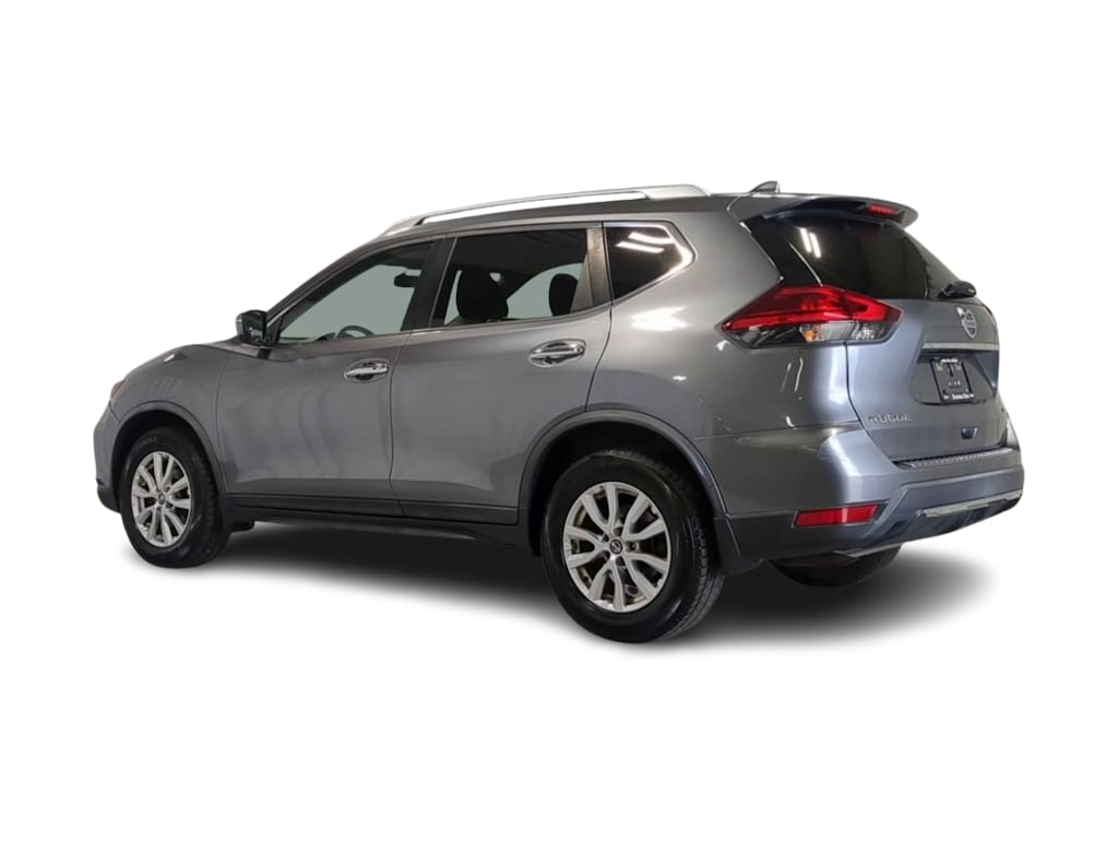 Thumbnail: 2017 Nissan Rogue - 4