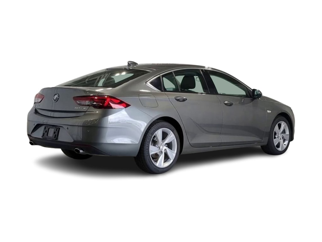 Thumbnail: 2018 Buick Regal - 21