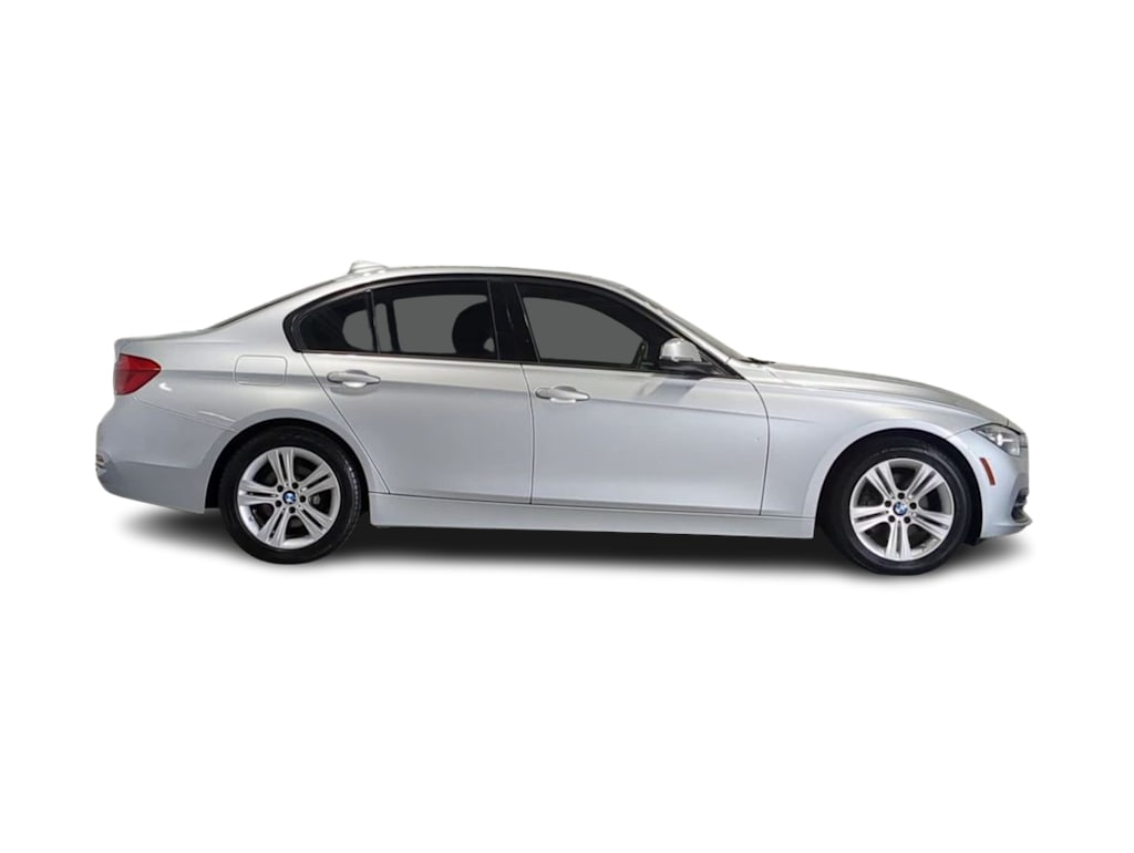 Thumbnail: 2016 BMW 3 Series - 23