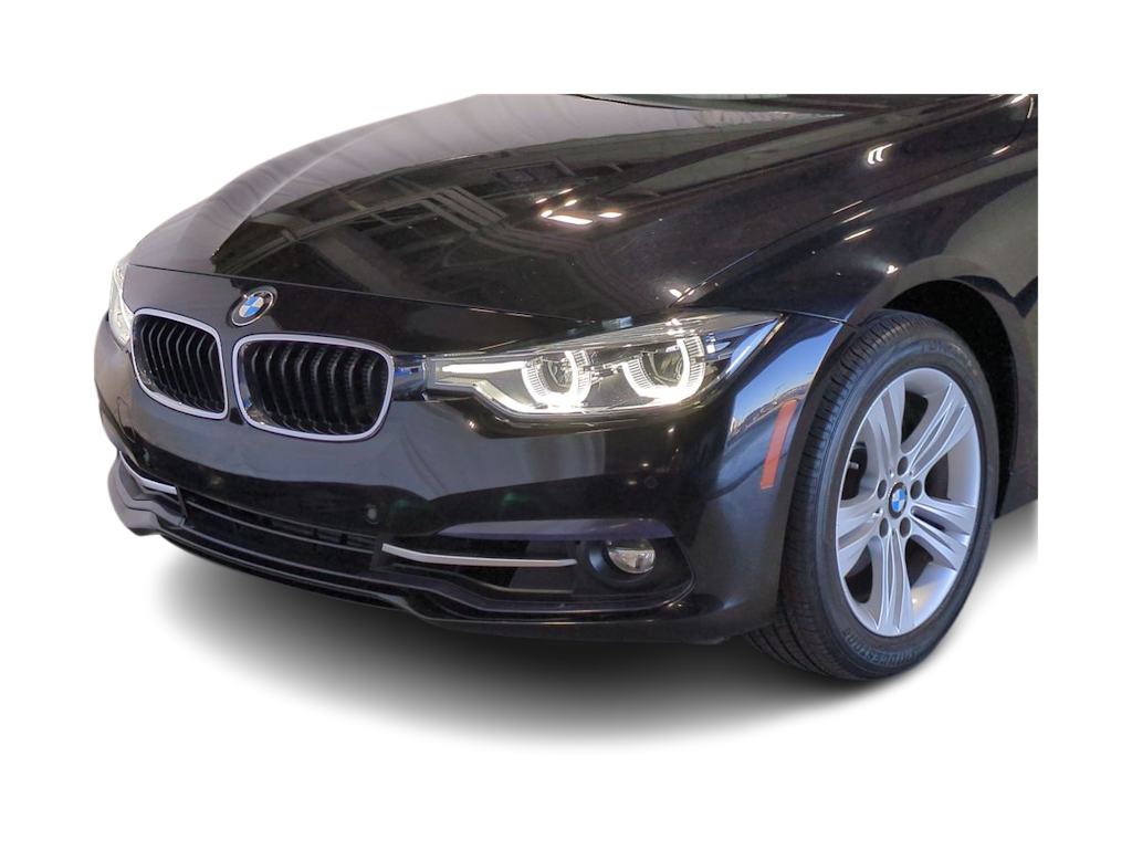 Thumbnail: 2016 BMW 3 Series - 24