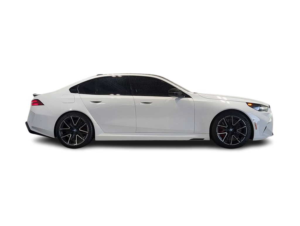 Thumbnail: 2026 BMW M5 - 21