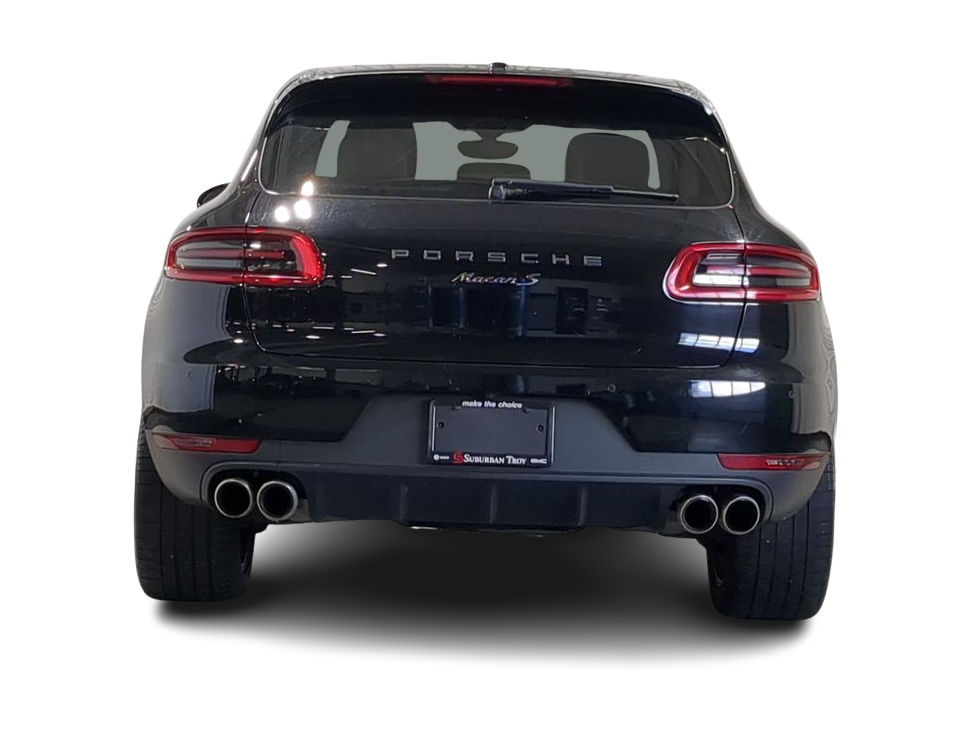 Thumbnail: 2016 Porsche Macan - 26