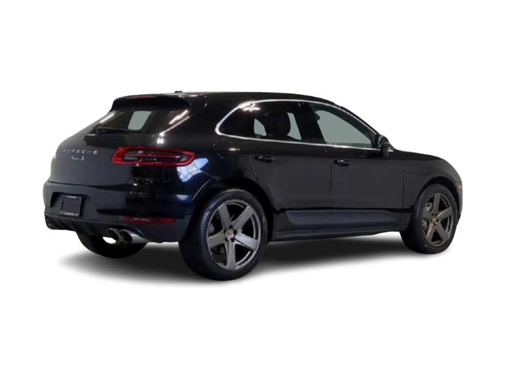 Thumbnail: 2016 Porsche Macan - 22