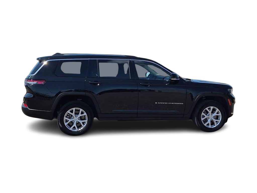 Thumbnail: 2022 Jeep Grand Cherokee L - 21