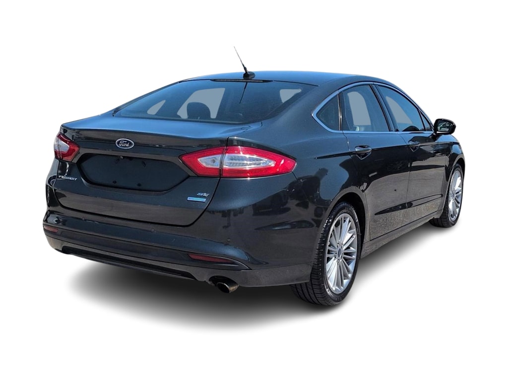 Thumbnail: 2015 Ford Fusion - 18
