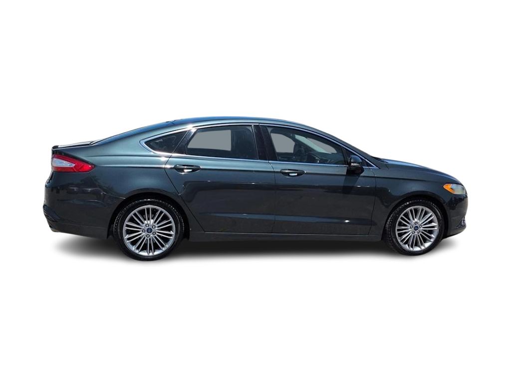 Thumbnail: 2015 Ford Fusion - 19