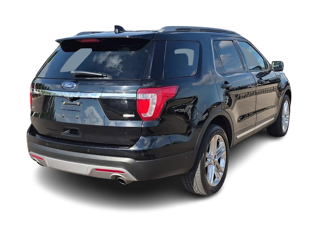 Thumbnail: 2016 Ford Explorer - 19