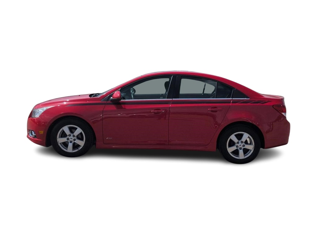 Thumbnail: 2014 Chevrolet Cruze - 3