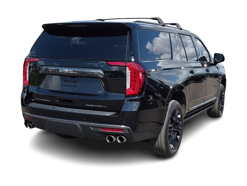 Thumbnail: 2023 GMC Yukon XL - 21