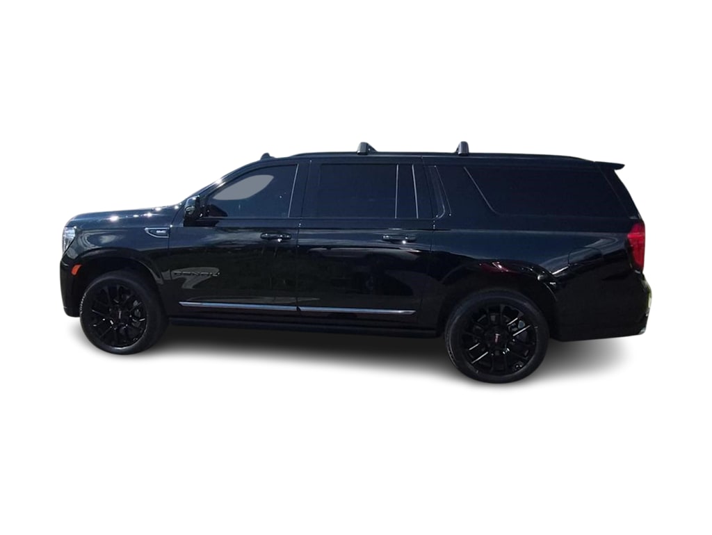 Thumbnail: 2023 GMC Yukon XL - 3