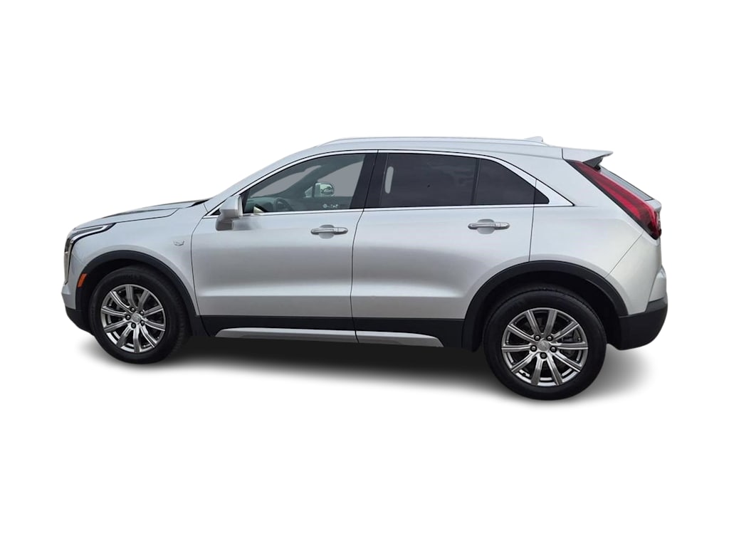 Thumbnail: 2020 Cadillac XT4 - 3