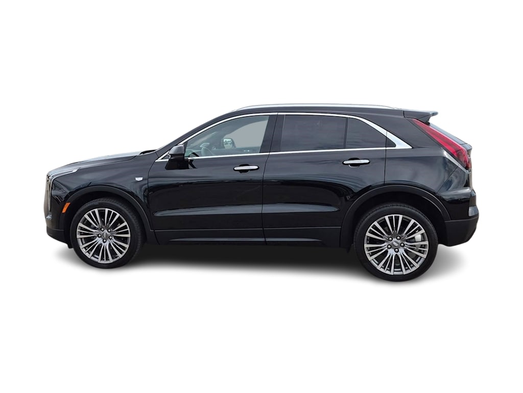 Thumbnail: 2024 Cadillac XT4 - 3