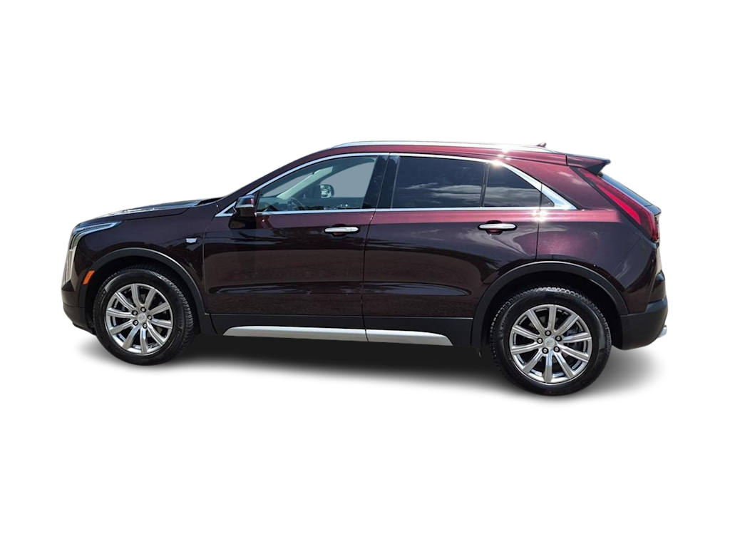 Thumbnail: 2021 Cadillac XT4 - 3