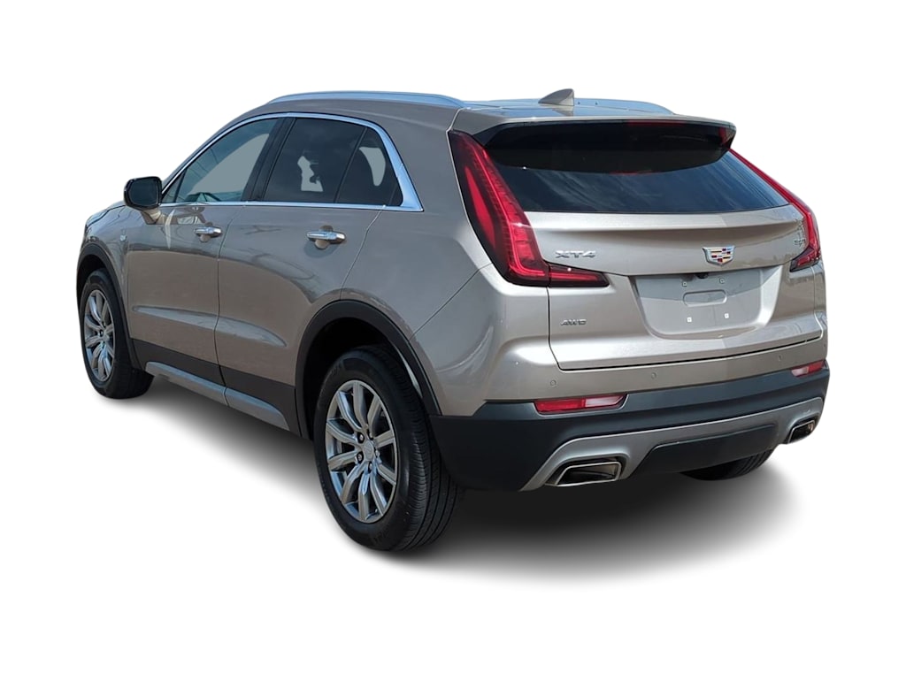 Thumbnail: 2022 Cadillac XT4 - 4