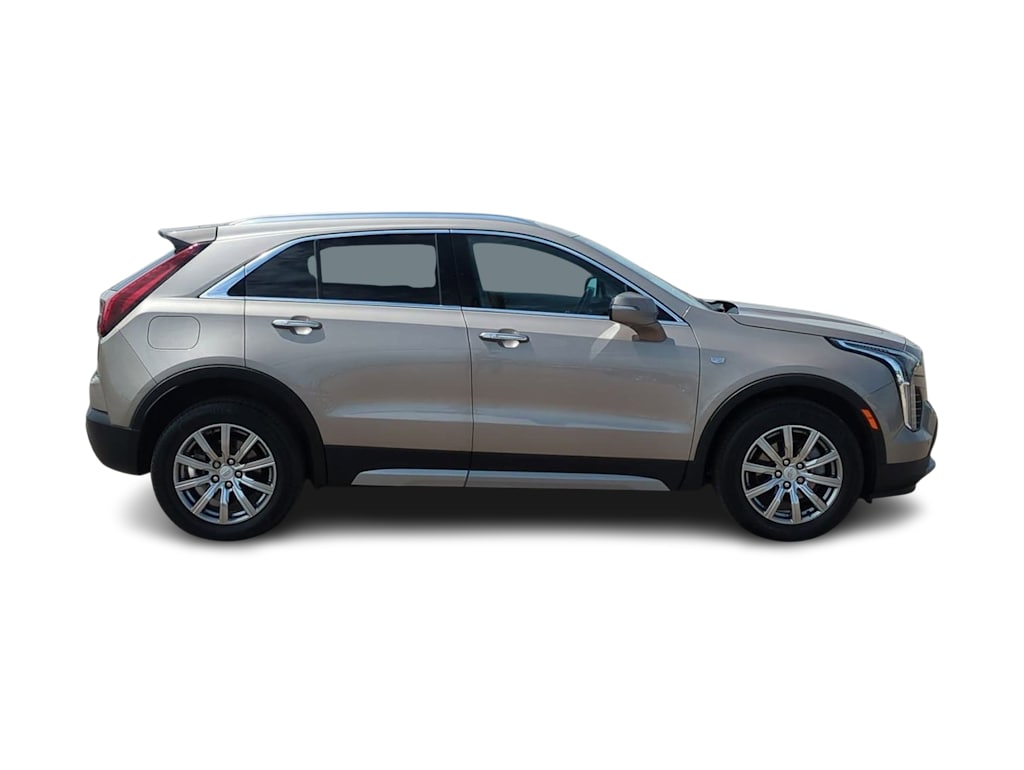 Thumbnail: 2022 Cadillac XT4 - 22