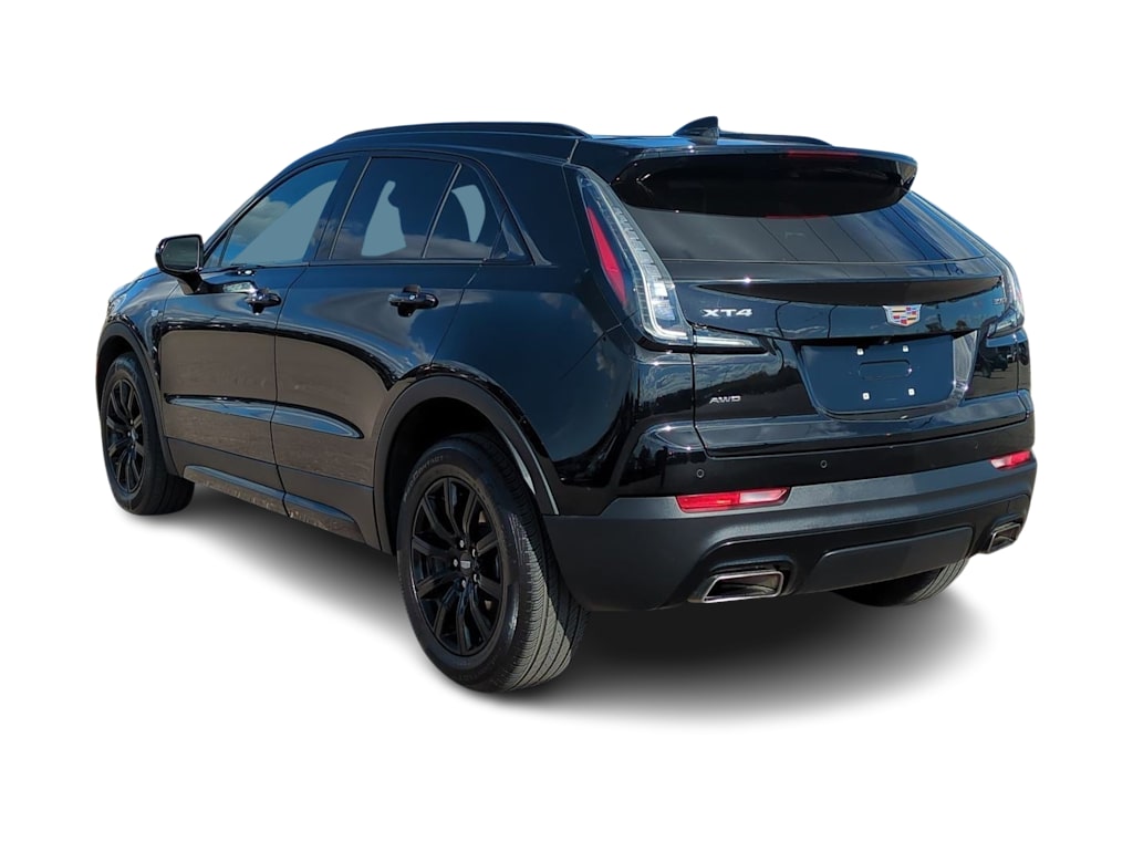 Thumbnail: 2023 Cadillac XT4 - 4