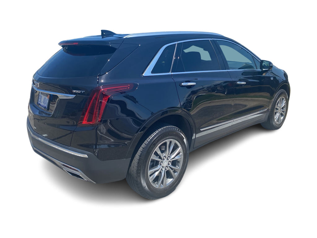 Thumbnail: 2022 Cadillac XT5 - 9