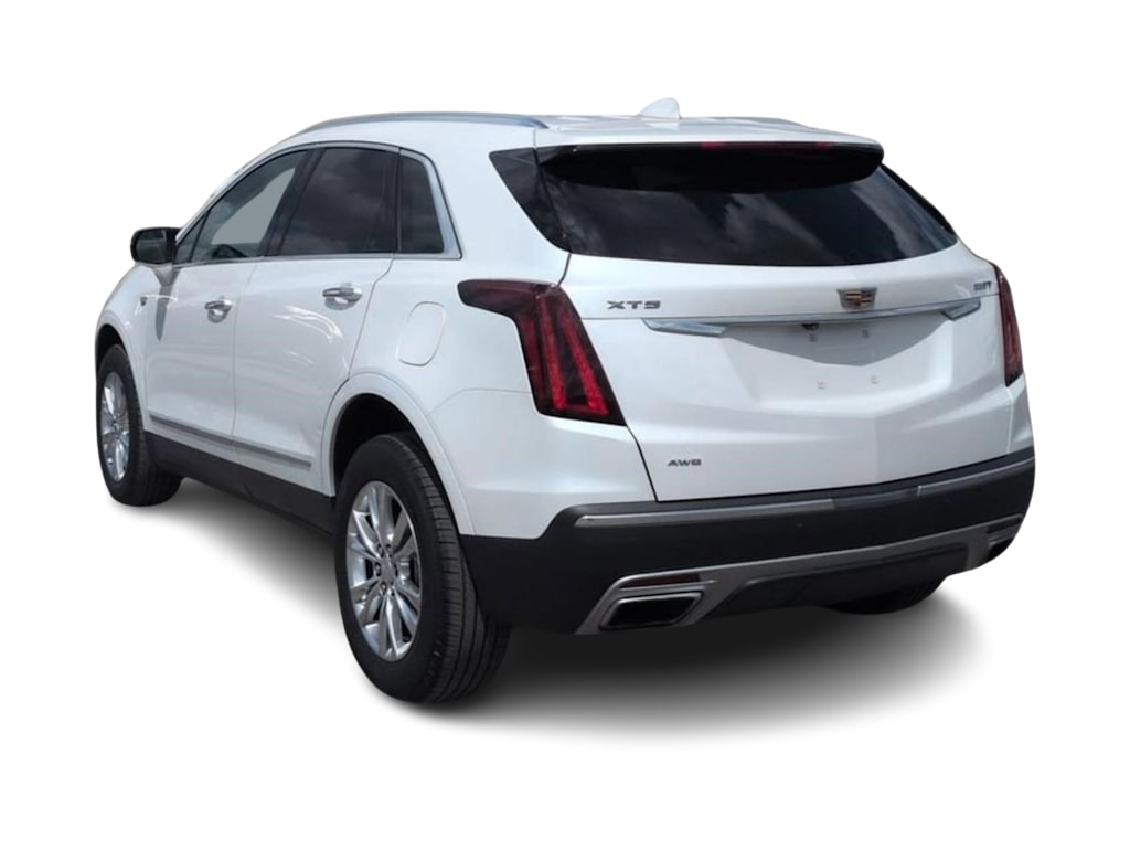 Thumbnail: 2023 Cadillac XT5 - 4
