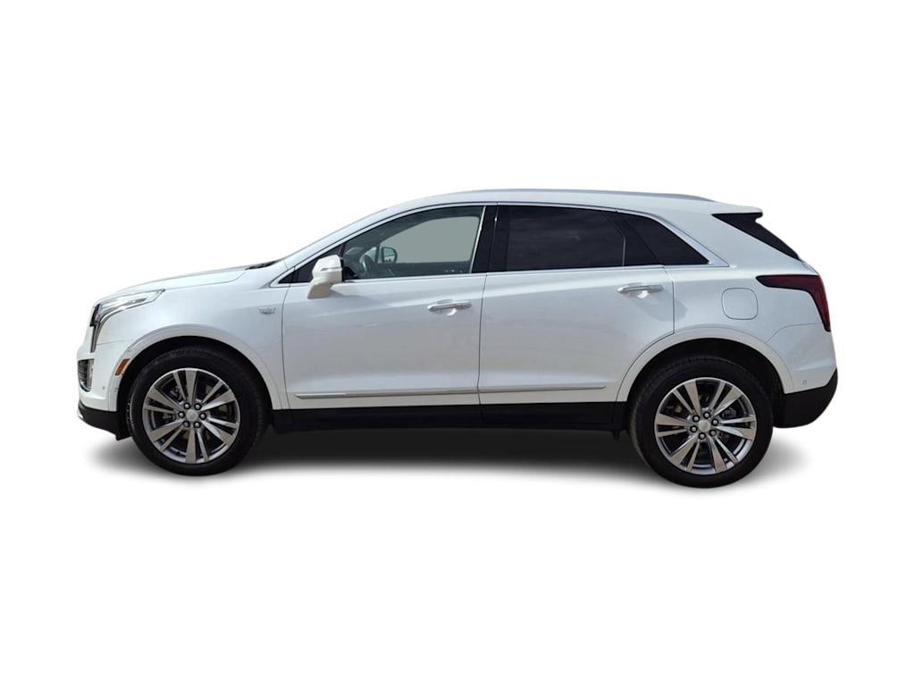 Thumbnail: 2024 Cadillac XT5 - 3