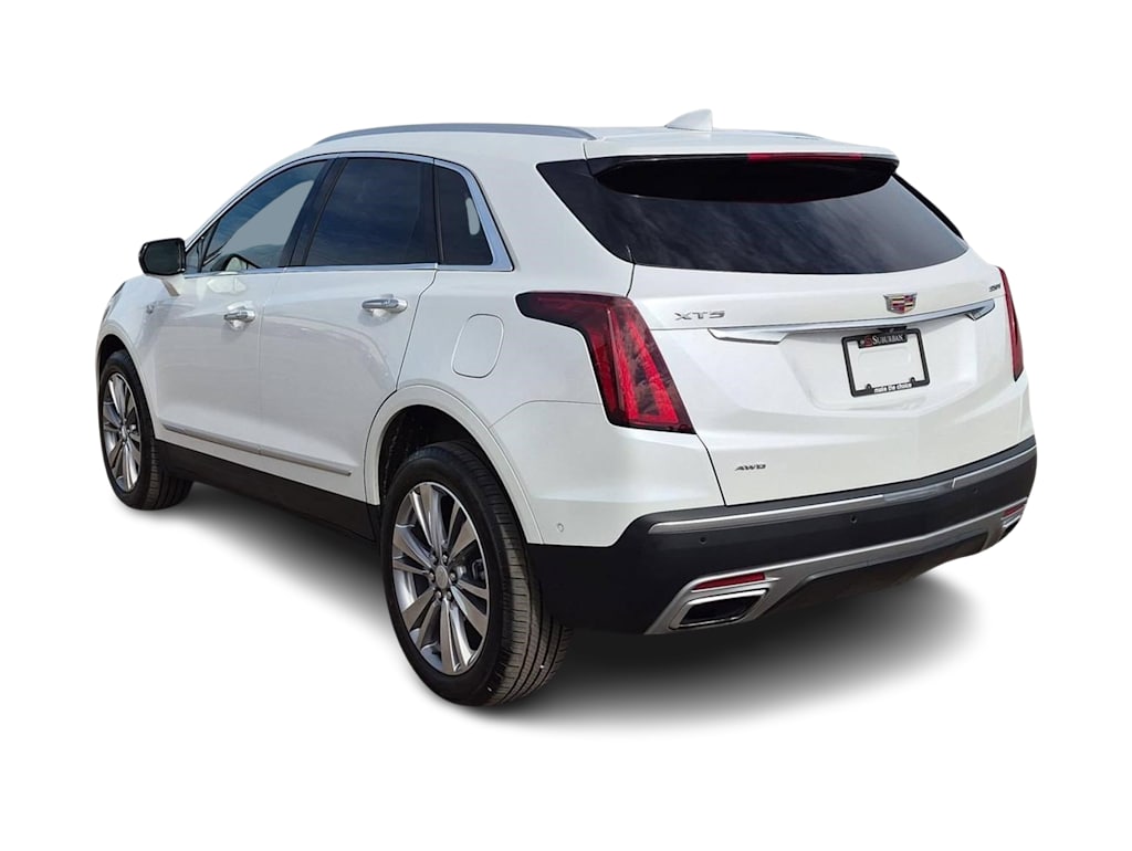 Thumbnail: 2024 Cadillac XT5 - 4