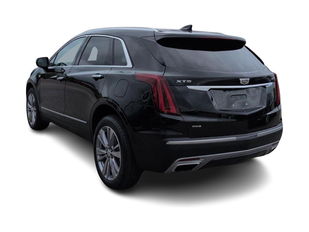 Thumbnail: 2023 Cadillac XT5 - 4