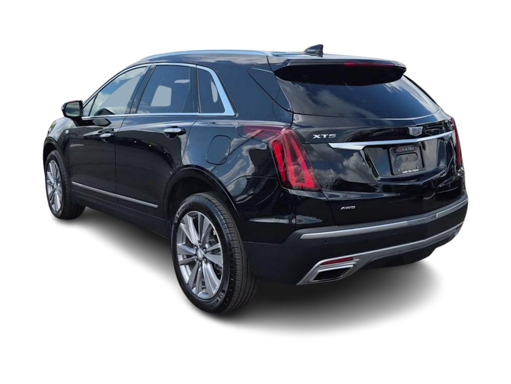 Thumbnail: 2024 Cadillac XT5 - 4