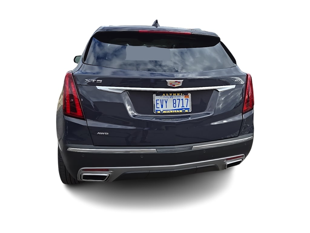 Thumbnail: 2024 Cadillac XT5 - 3