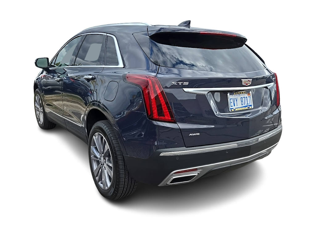 Thumbnail: 2024 Cadillac XT5 - 2